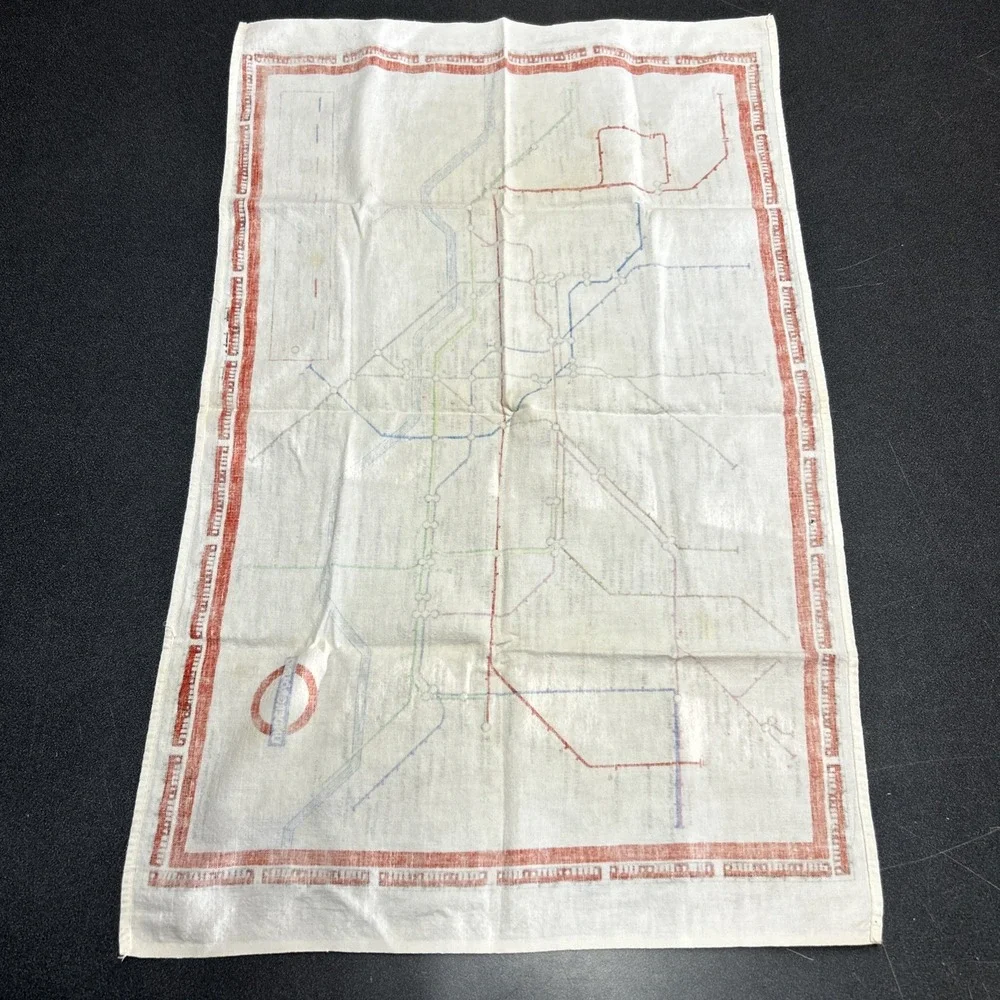 Vintage Historical Map of London Linen Tea Towel in Fabulous Condition